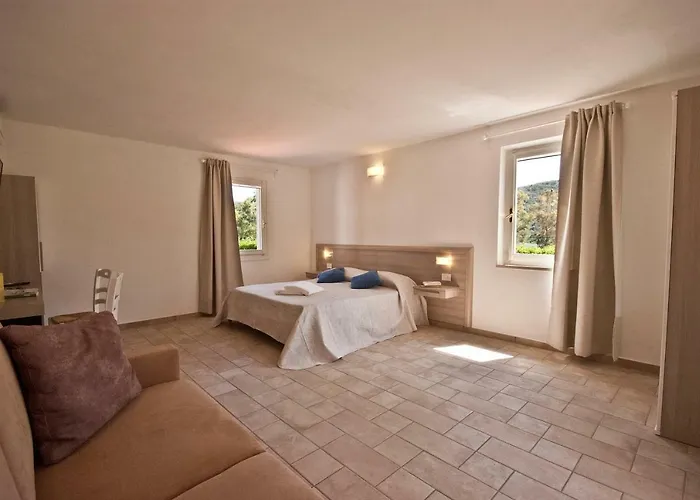 La Casa Degli Ulivi Bed and Breakfast 4*