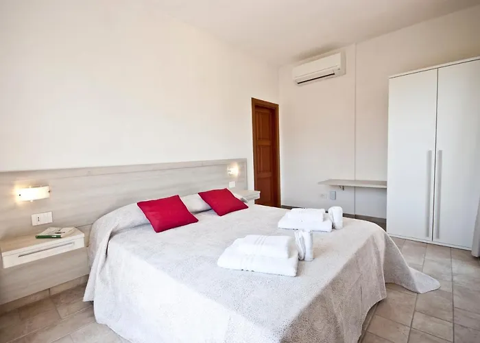 La Casa Degli Ulivi 4* Procchio (Isola d'Elba)